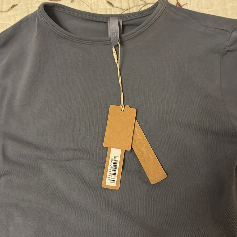 Skims long sleeve shirt - Picture 3 of 3